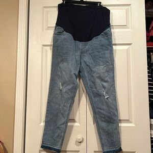 Time and Tru - XL/16-18 - Distressed Maternity Jeans with Open Hem, 28” inseam